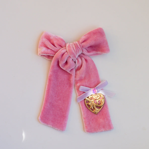 Vintage Locket on Powder Pink