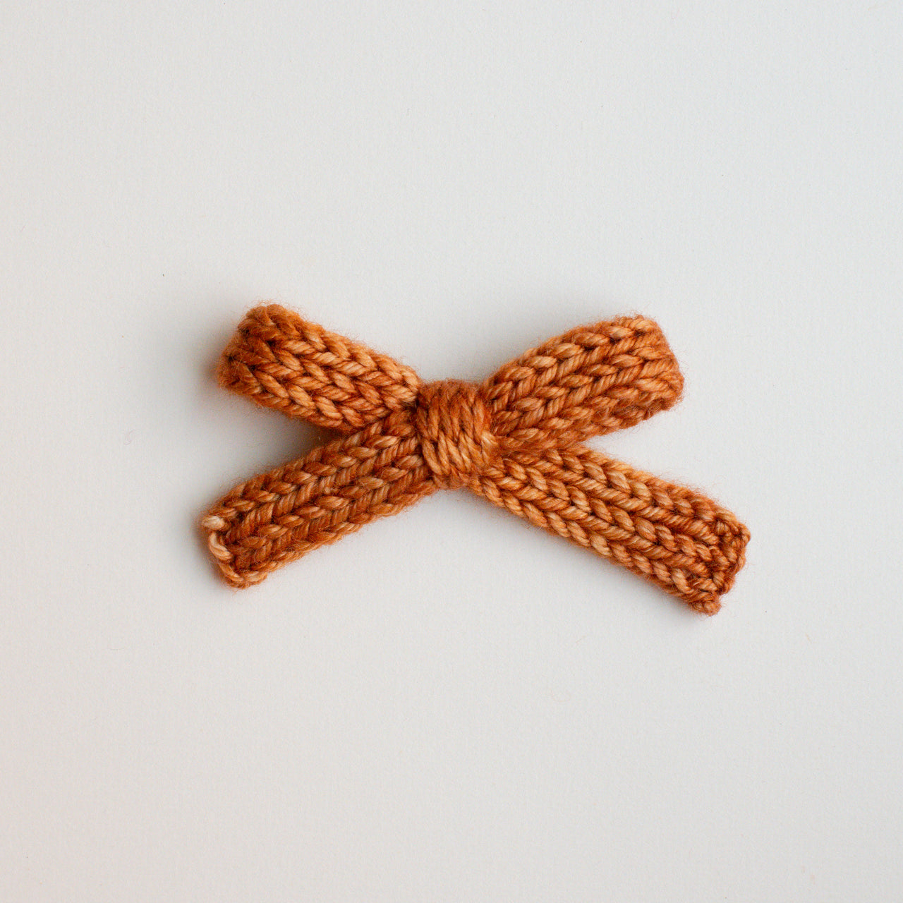Rose Gold | knitted bows