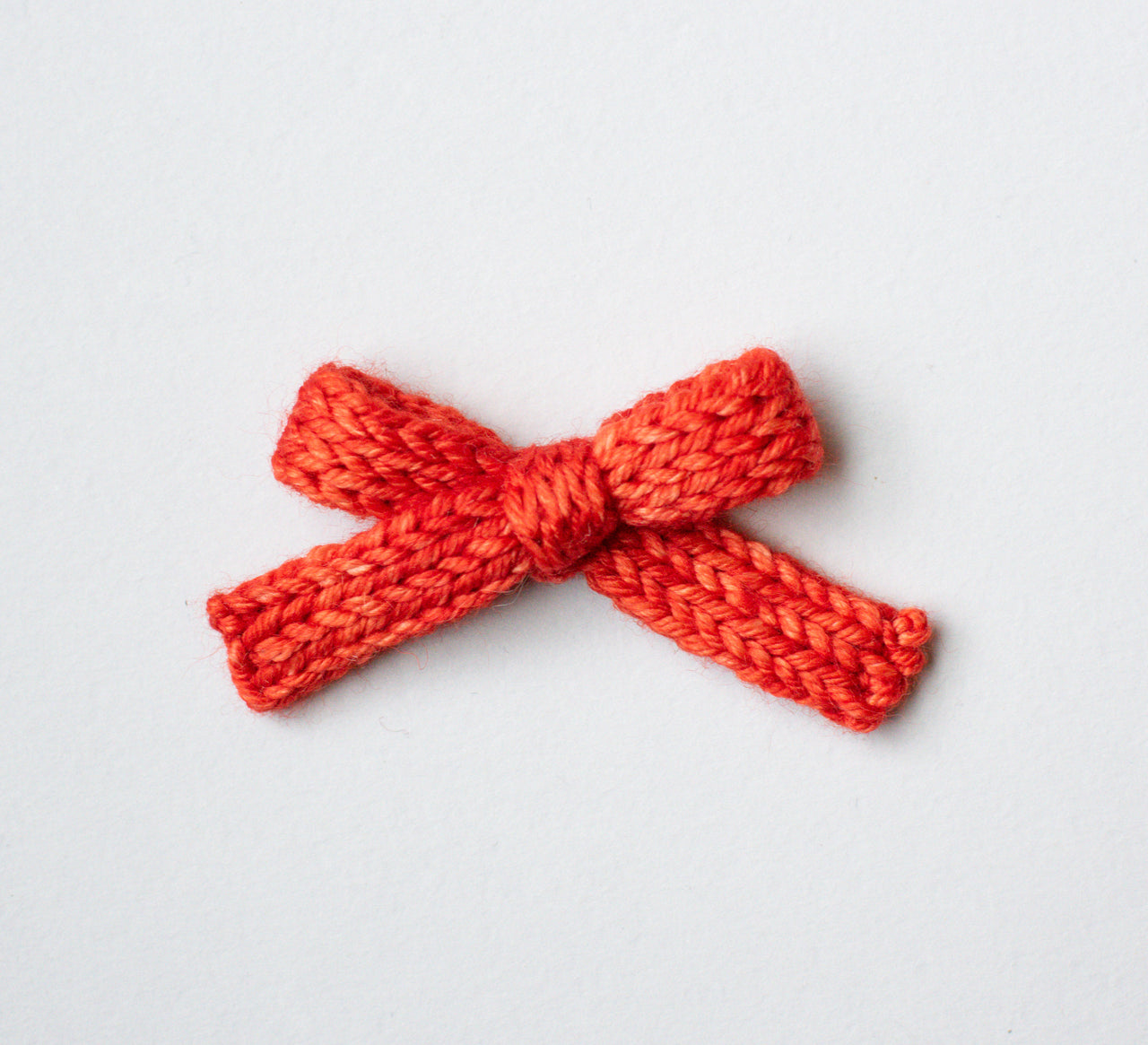 Red Flame | knitted bows