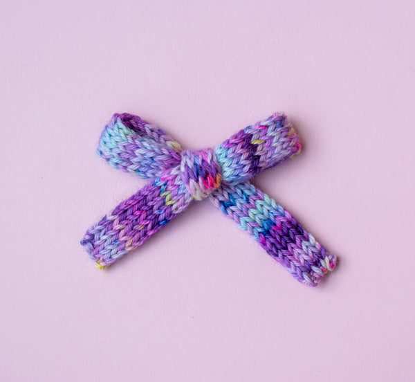 Lotus | sweater bows