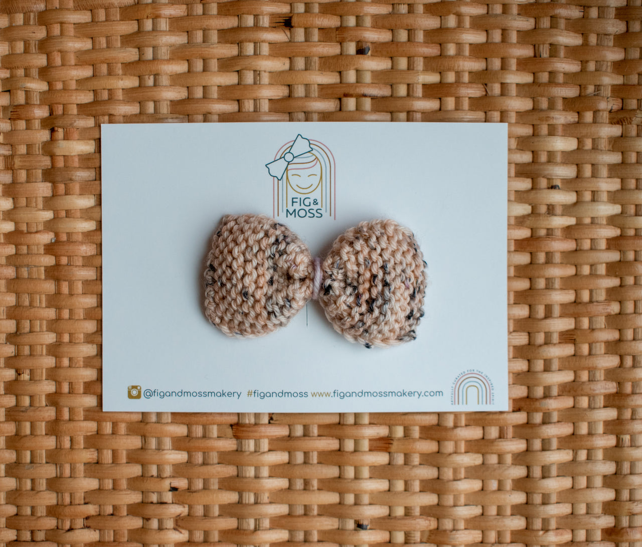 Powder & Mascara | sweater bows