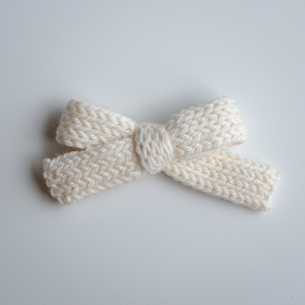 Winter Cream | Sweater Bows