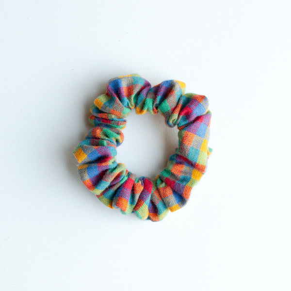 Primary Check | Mini Scrunchies