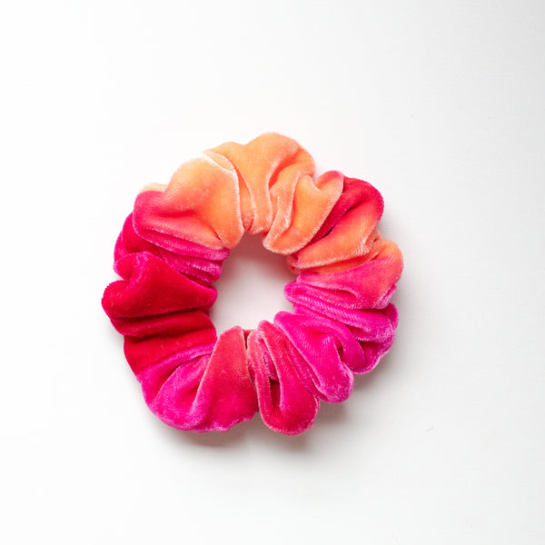 pinks scrunchie