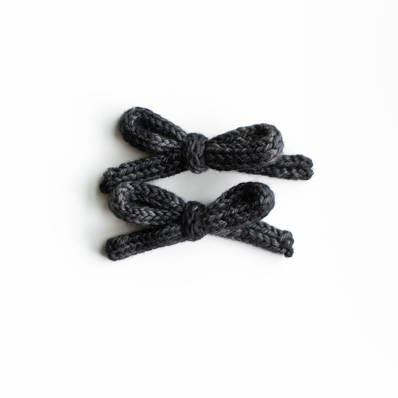 Licorice | Sweater Bows